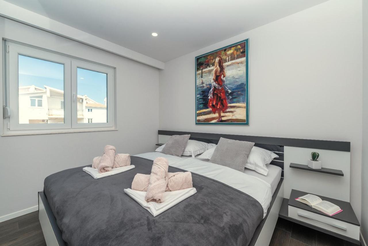 Luxury Apartment Purple Summer Sea View Makarska Buitenkant foto